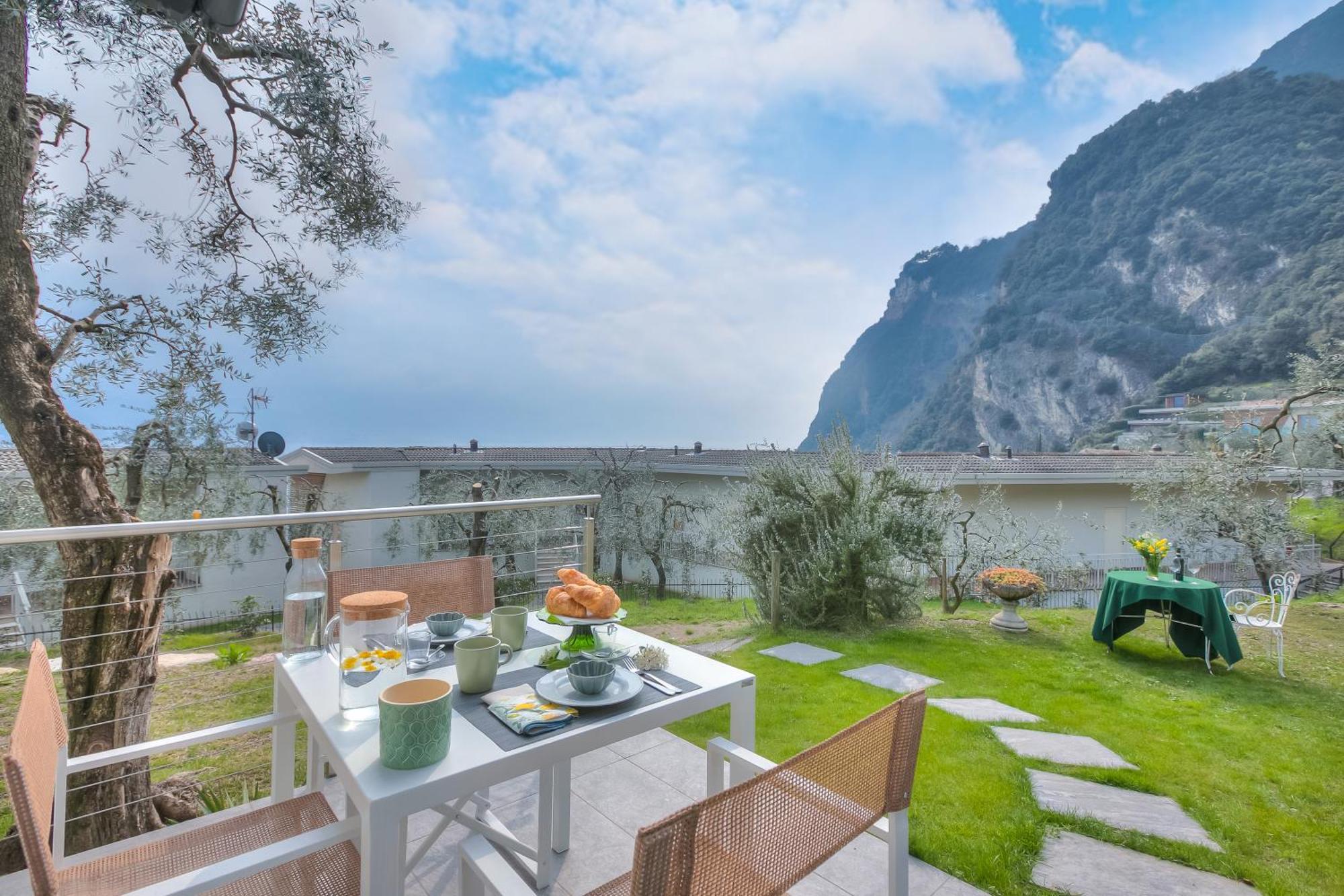 Villa Relais Nanzello Garda Living 1 And 2 Limone sul Garda Exterior foto
